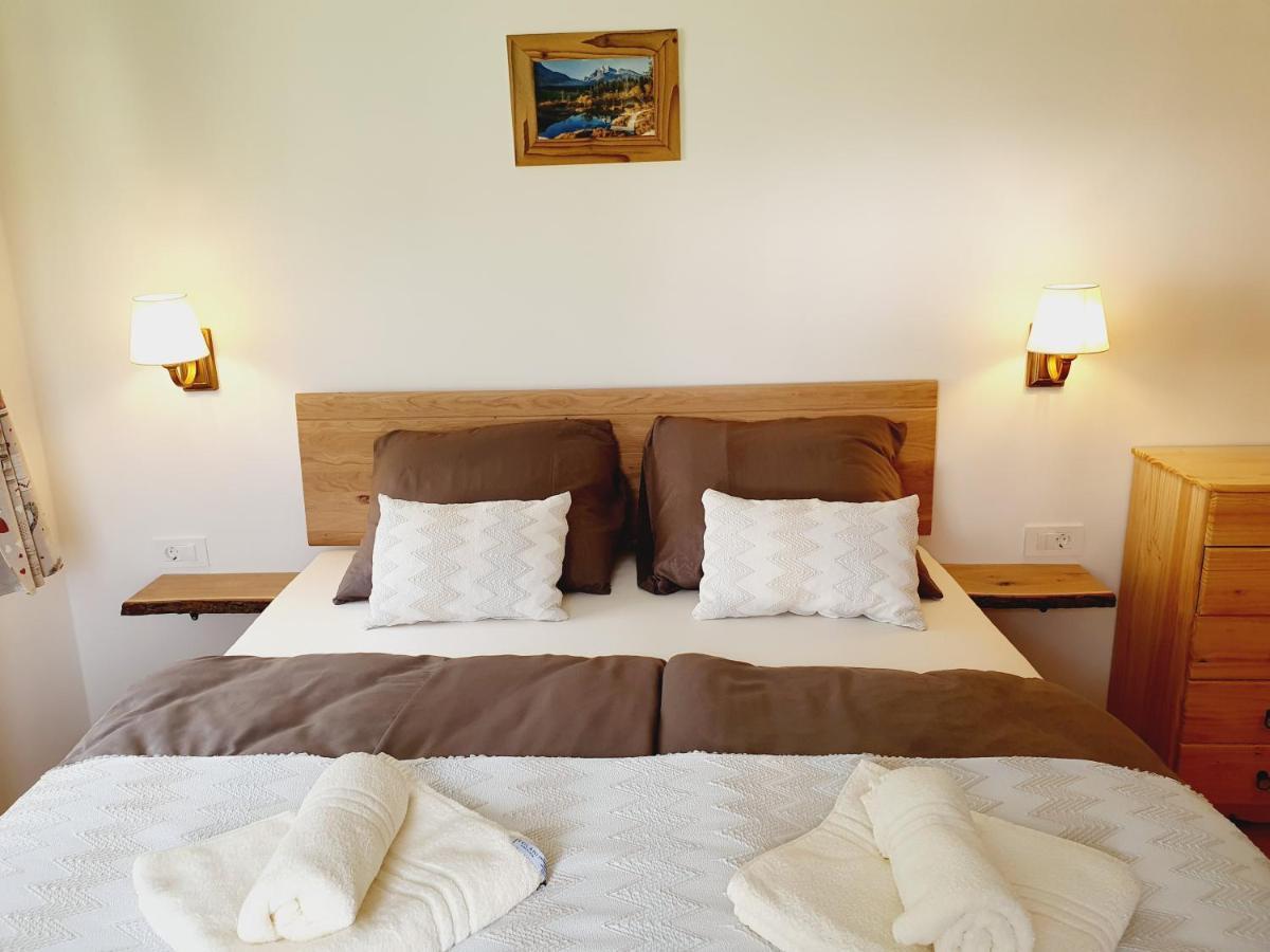 Honey Apartments Zirovnica Dış mekan fotoğraf
