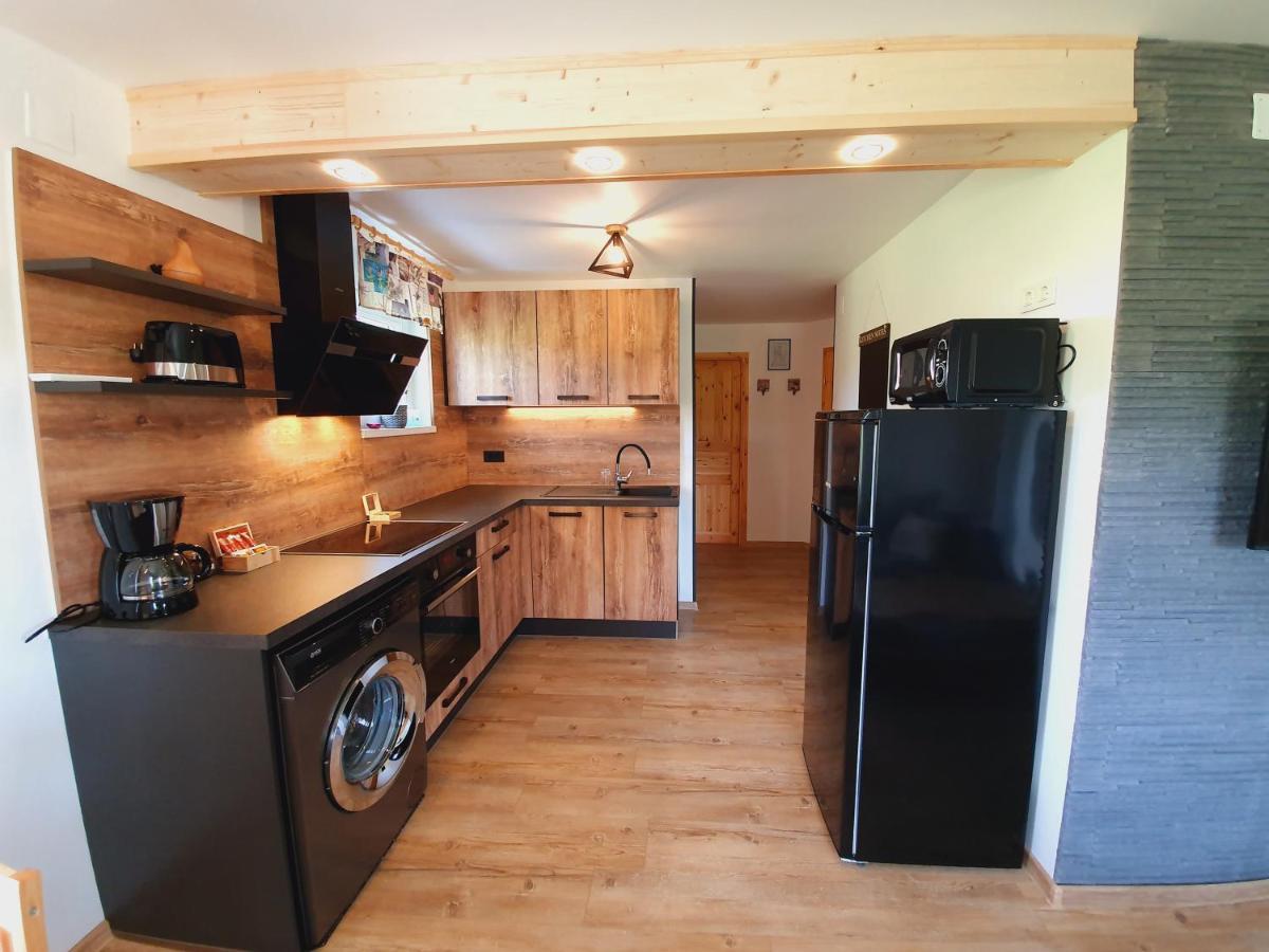Honey Apartments Zirovnica Dış mekan fotoğraf