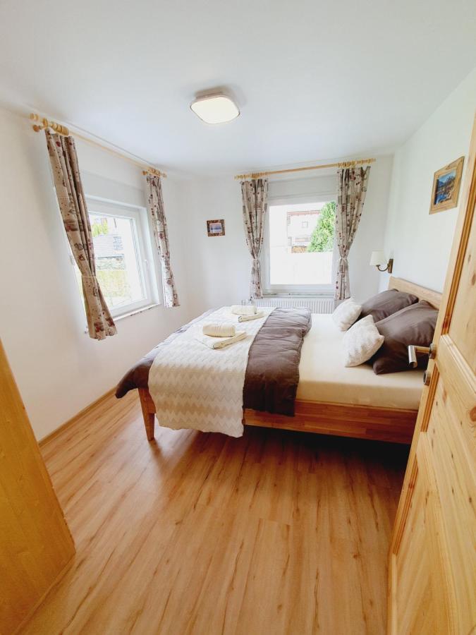 Honey Apartments Zirovnica Dış mekan fotoğraf