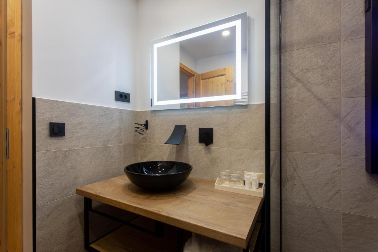 Honey Apartments Zirovnica Dış mekan fotoğraf