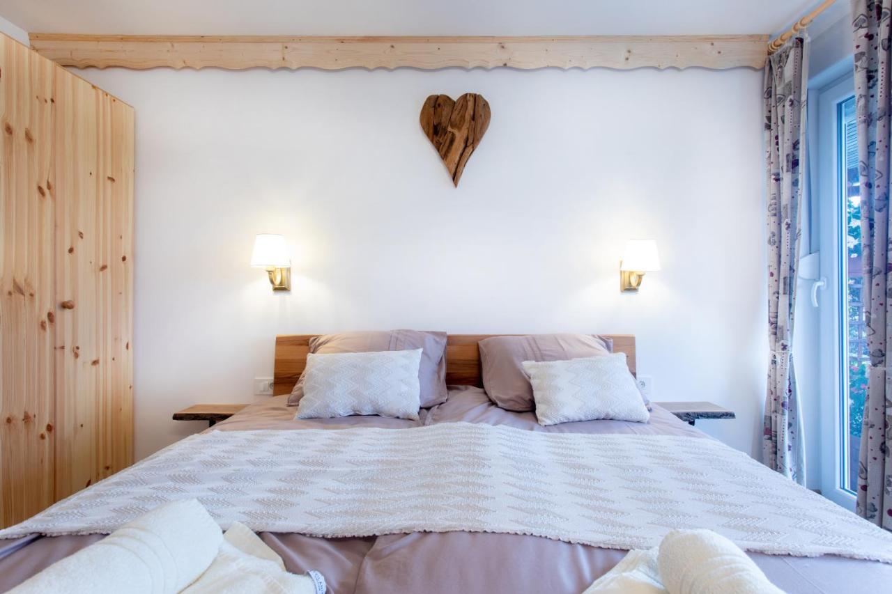 Honey Apartments Zirovnica Dış mekan fotoğraf